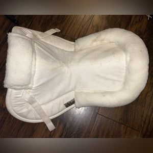 Exselle Contoured White Half Pad for Smaller English Saddles
